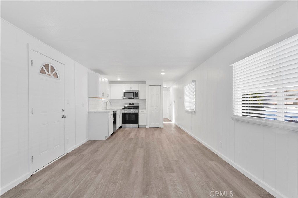 15252 Seneca Road 47