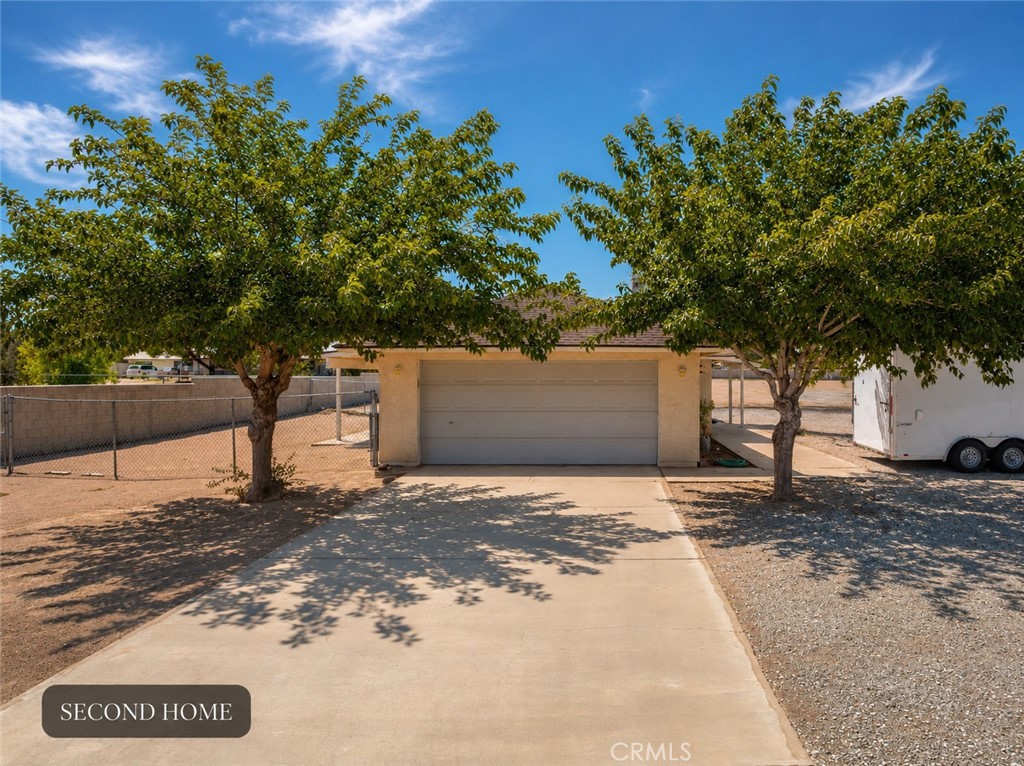 8756 Oakwood
