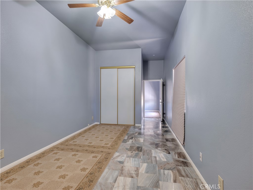 8756 Oakwood