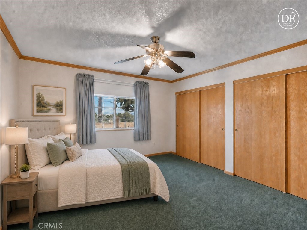 8756 Oakwood