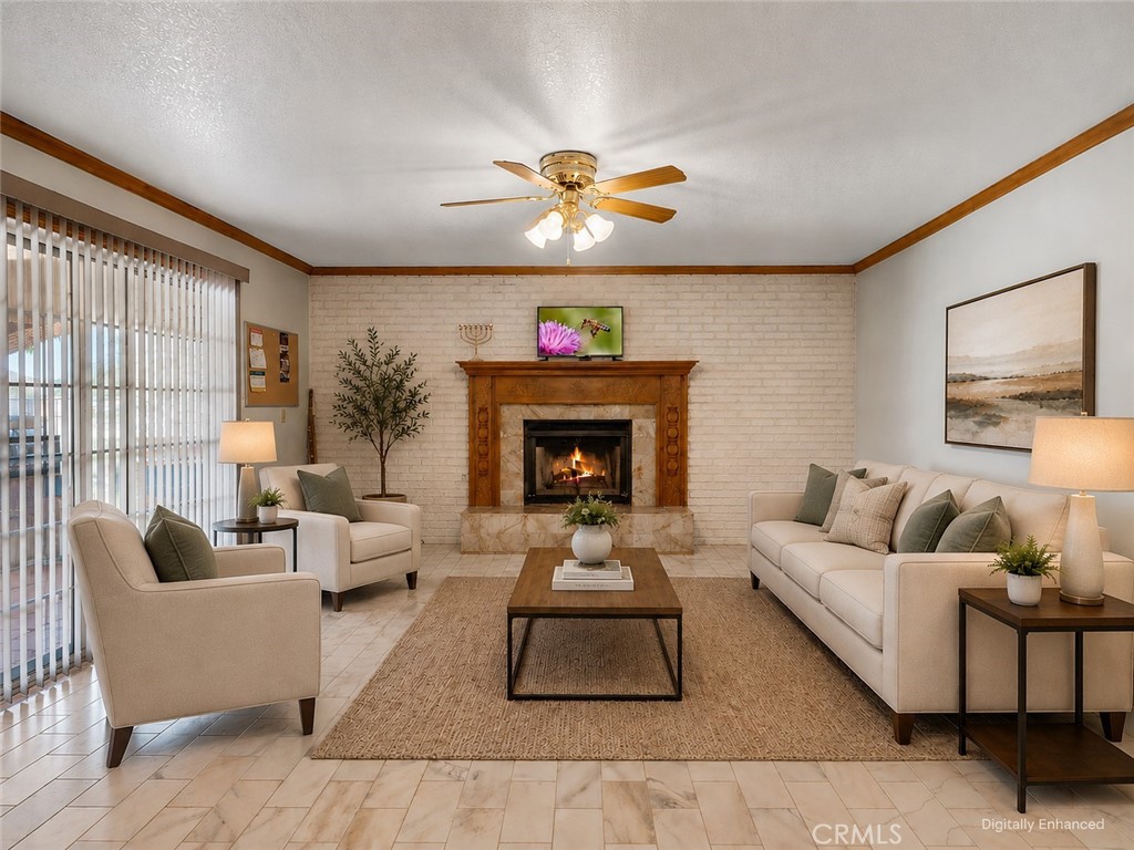 8756 Oakwood
