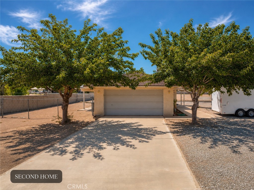 8756 Oakwood