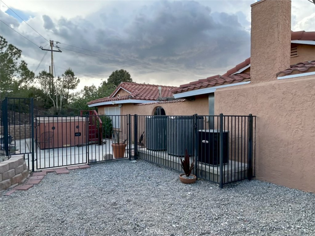 9072 Green Road