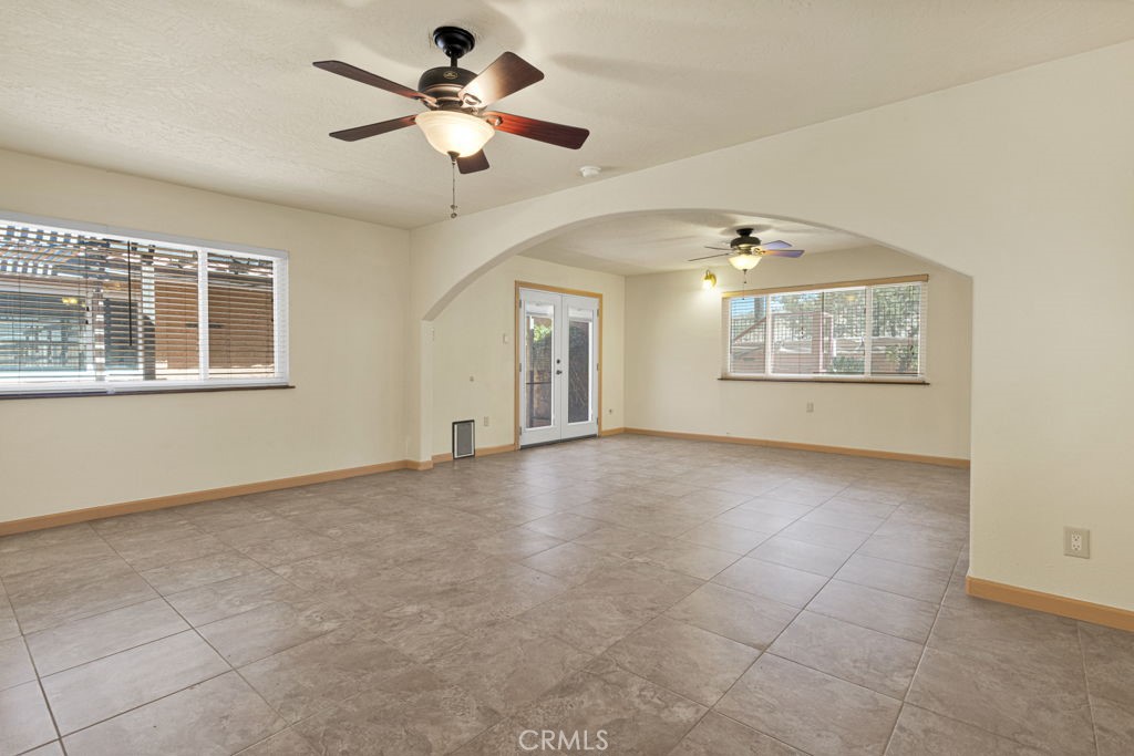 9072 Green Road