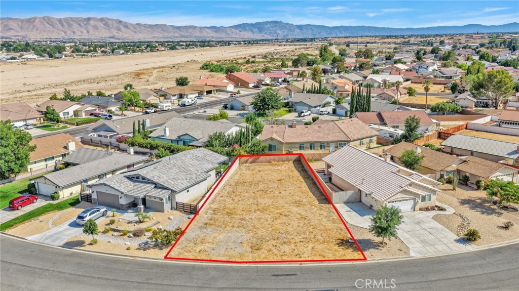 12977 Briarcliff