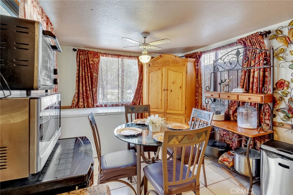 14861 Riverside