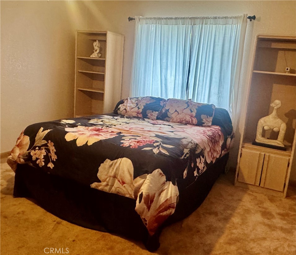 14861 Riverside