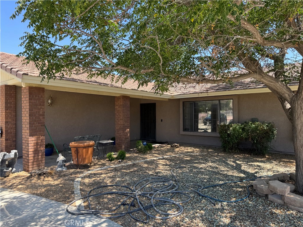 14861 Riverside