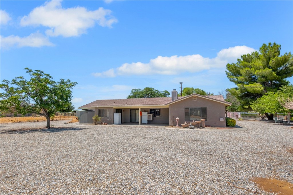14861 Riverside