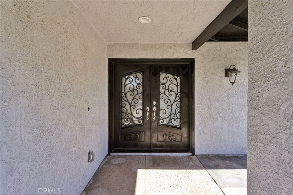 18287 Ranchero Road