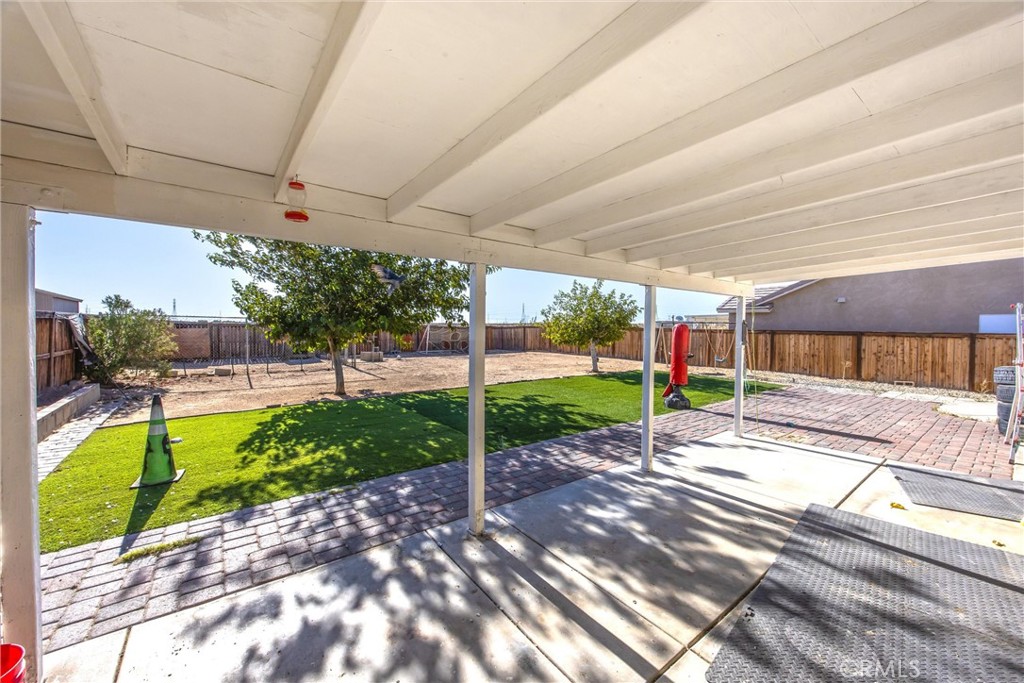 15752 Whitecap Way