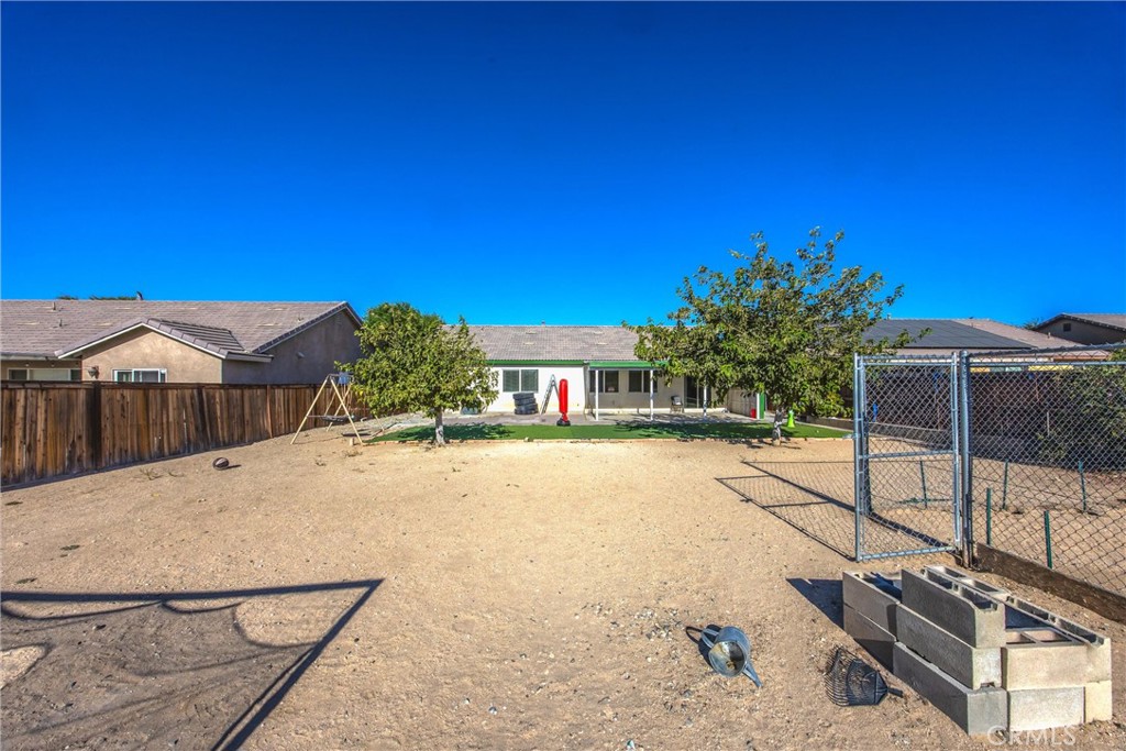 15752 Whitecap Way