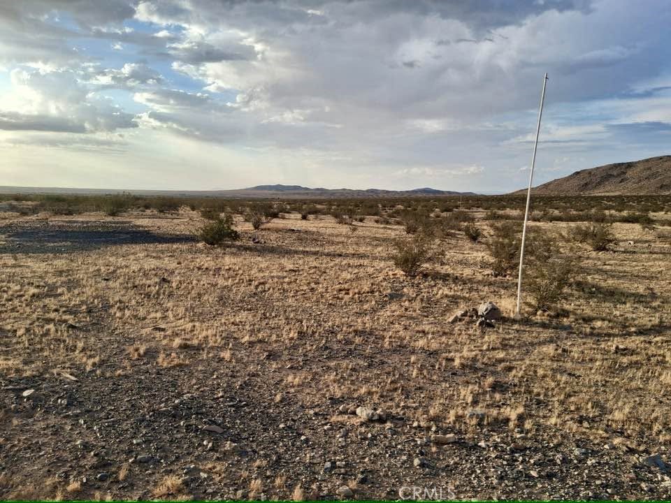 0 Mustang Trail. 042020210