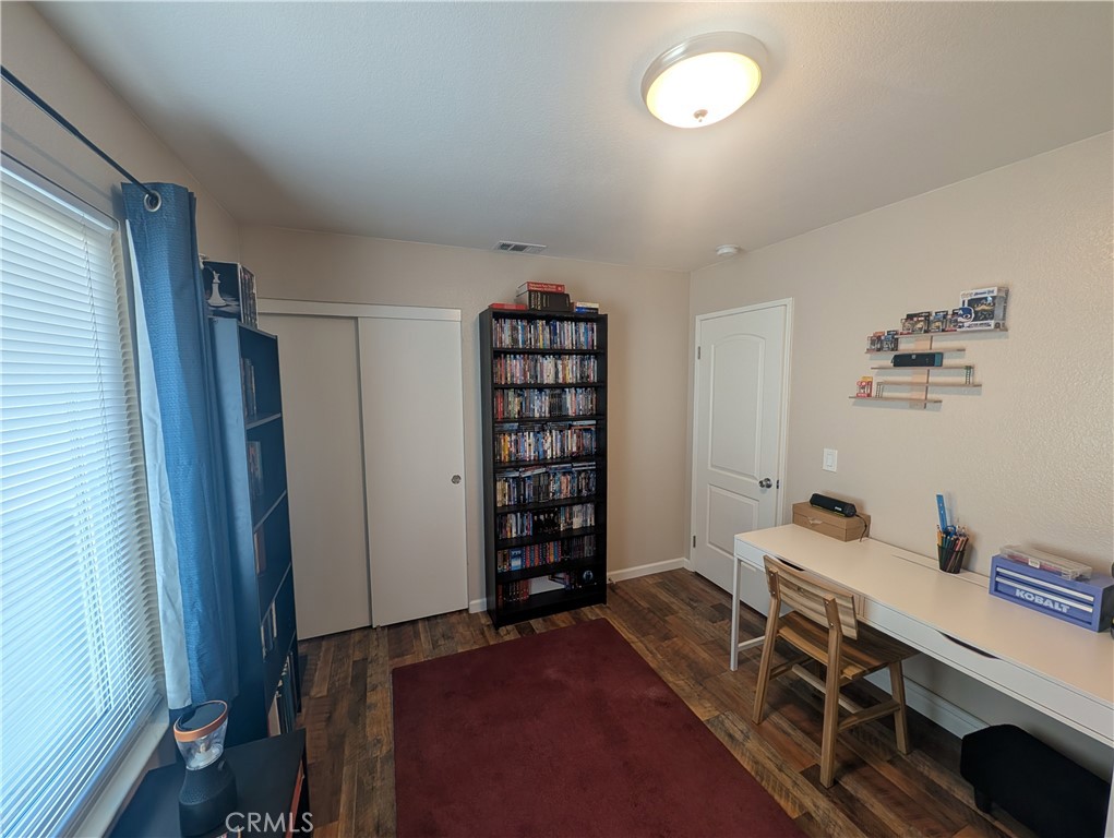 16410 Smoke Tree