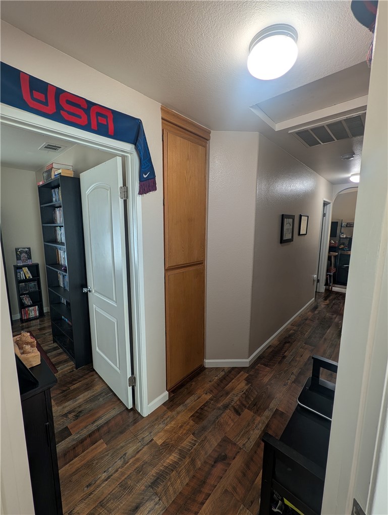 16410 Smoke Tree
