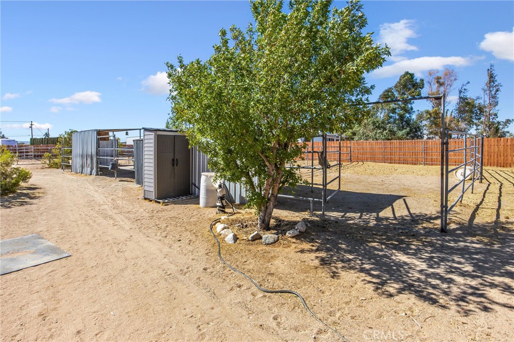 9650 Yucca