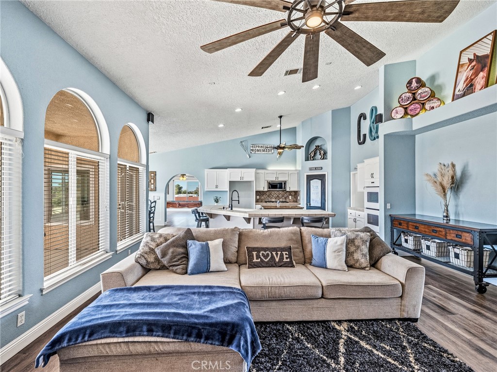 6232 Coriander