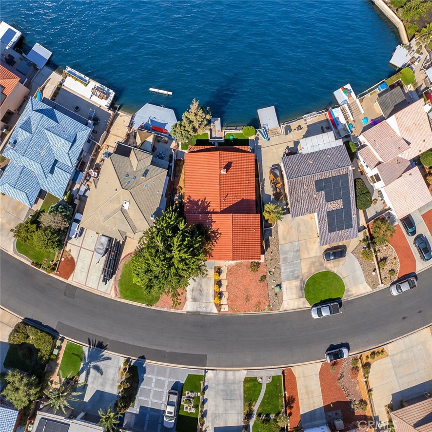 18262 Harbor