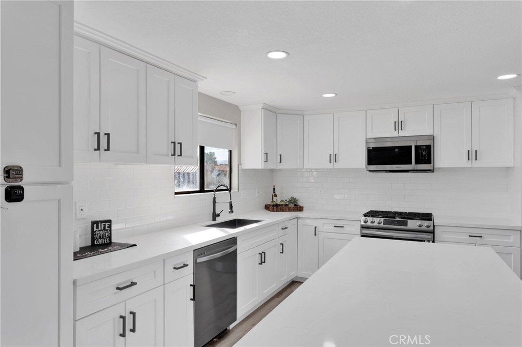 13839 Rincon