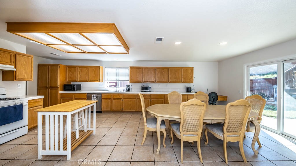 1230 Stephanie Drive