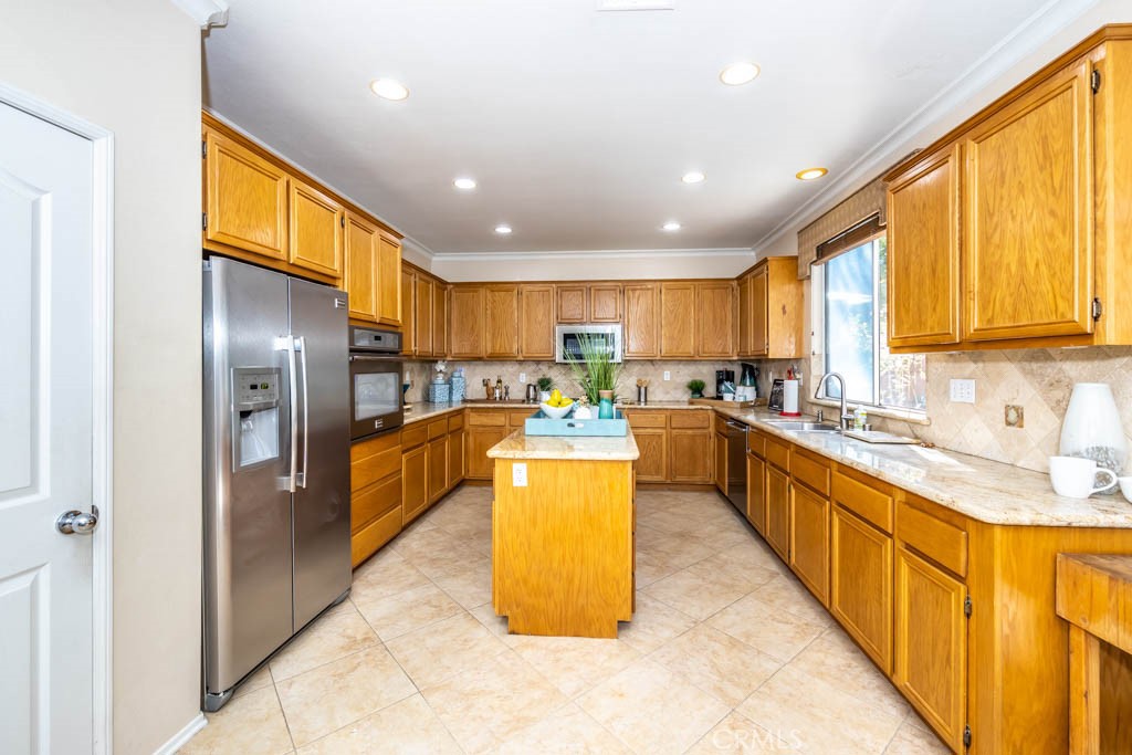 22335 Hayworth Court