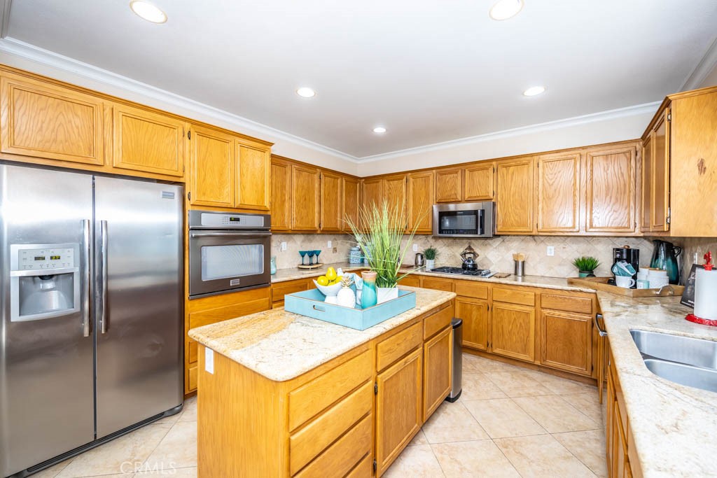 22335 Hayworth Court