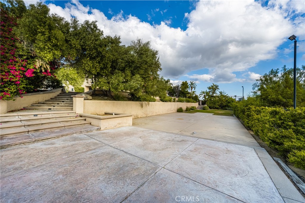 1450 Shire Place