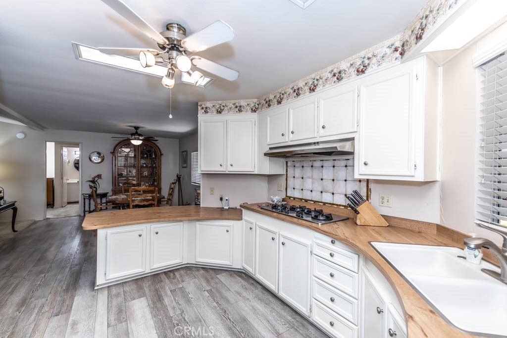 13381 Magnolia Avenue 176