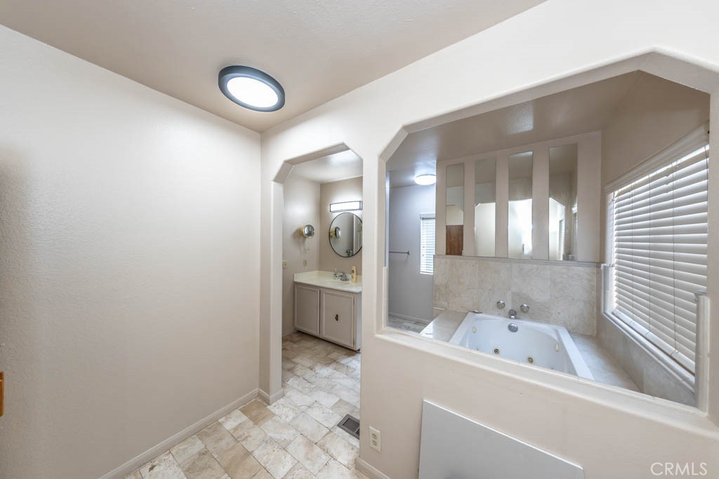 13381 Magnolia Avenue 176
