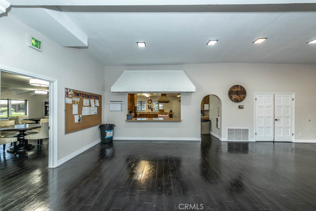 13381 Magnolia Avenue 176