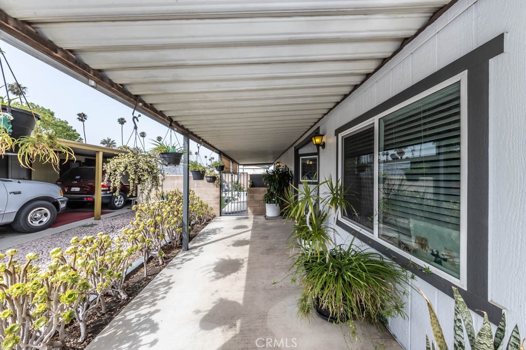 13381 Magnolia Avenue 33