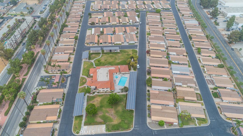 13381 Magnolia Avenue 33
