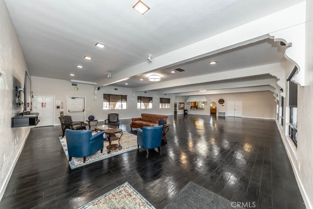 13381 Magnolia Avenue 33