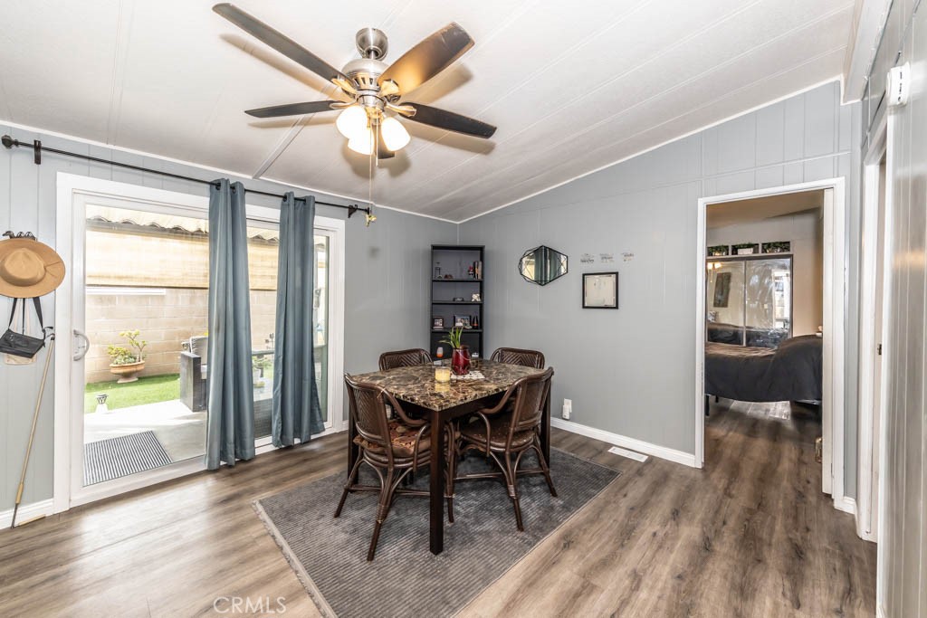 13381 Magnolia Avenue 33
