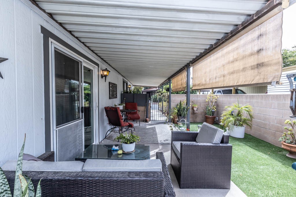 13381 Magnolia Avenue 33