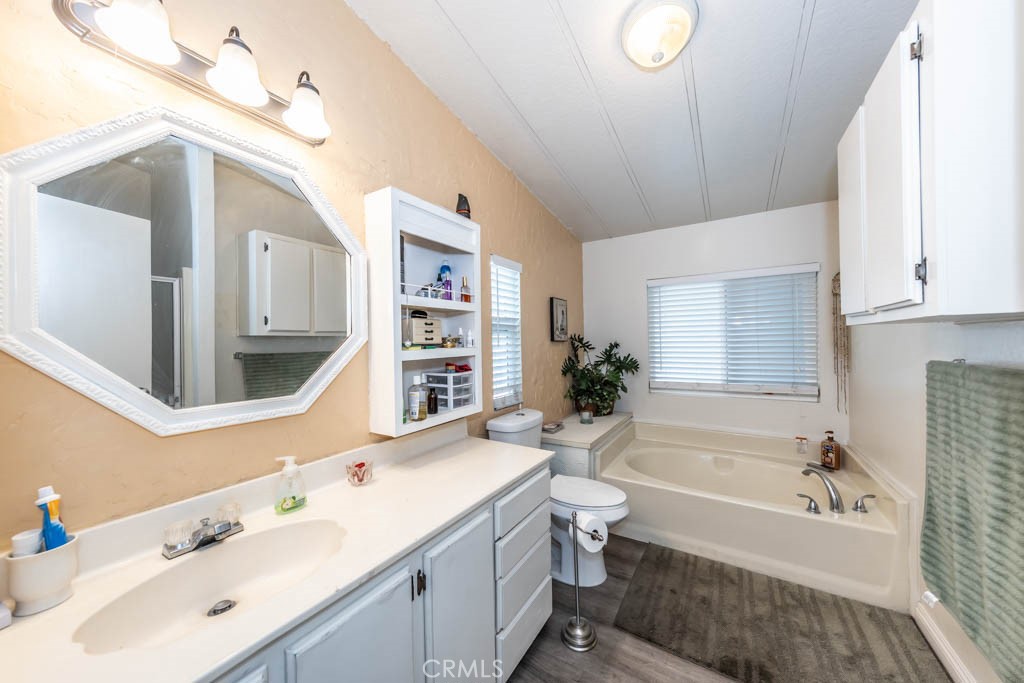 13381 Magnolia Avenue 33