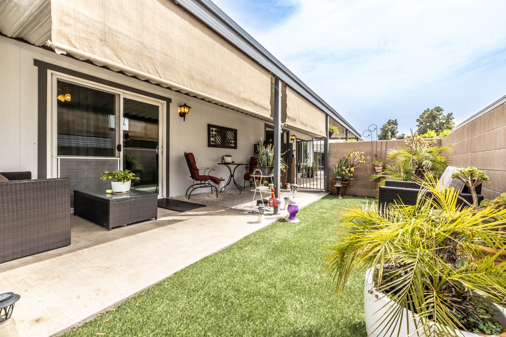 13381 Magnolia Avenue 33