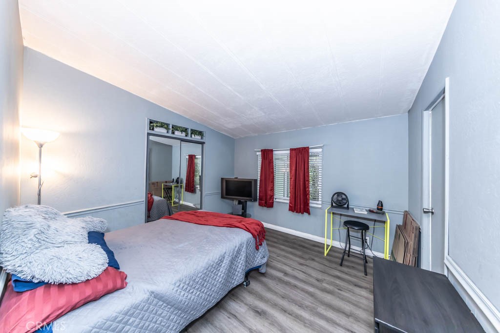 13381 Magnolia Avenue 33