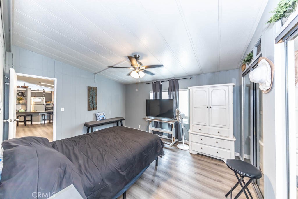 13381 Magnolia Avenue 33
