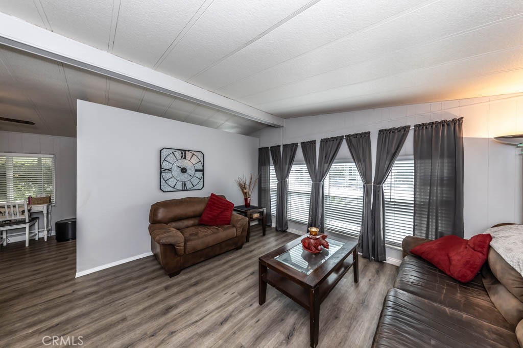 13381 Magnolia Avenue 33