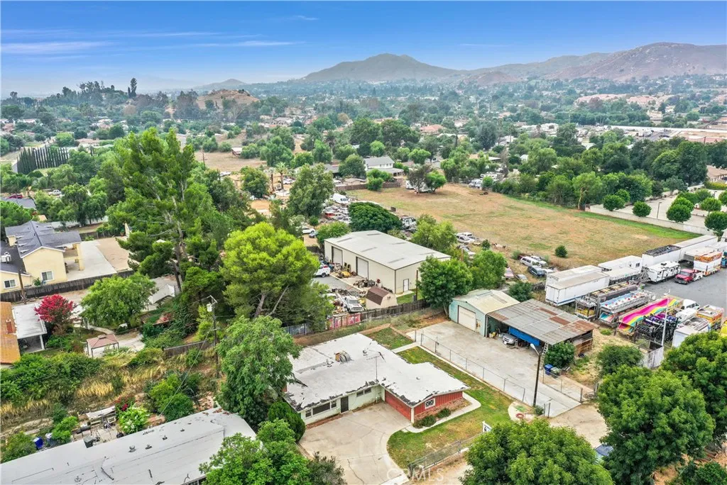 5874 Chadbourne Avenue