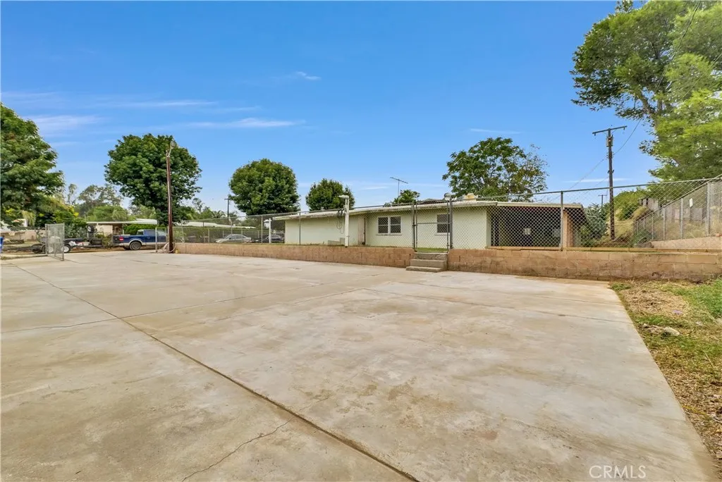 5874 Chadbourne Avenue