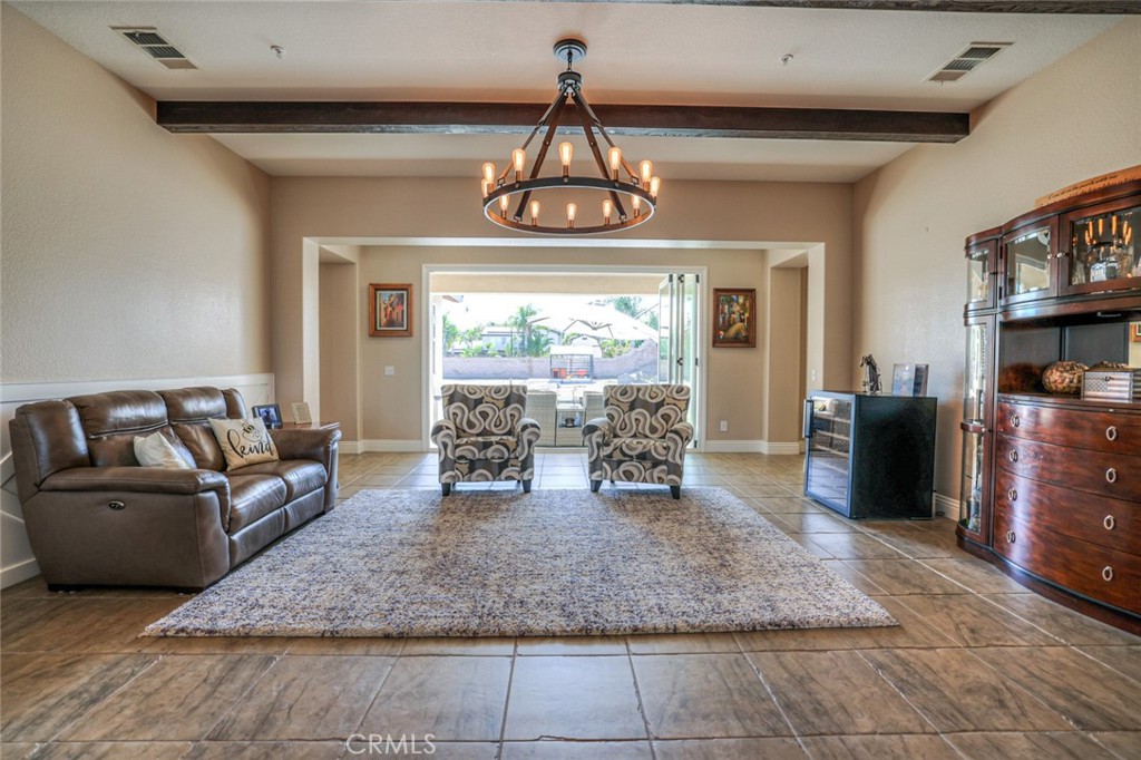 1592 Clydesdale Court