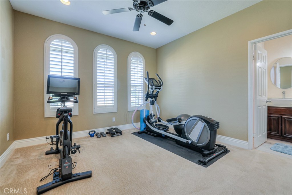 1592 Clydesdale Court