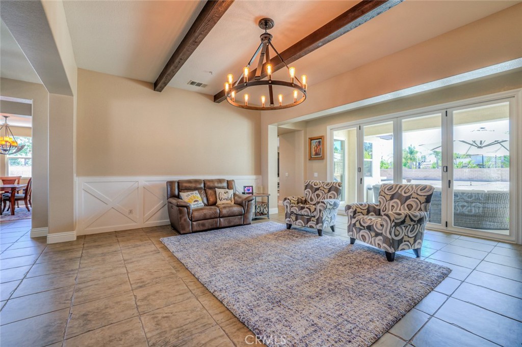 1592 Clydesdale Court