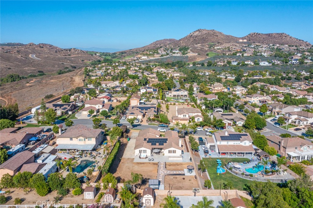 1592 Clydesdale Court