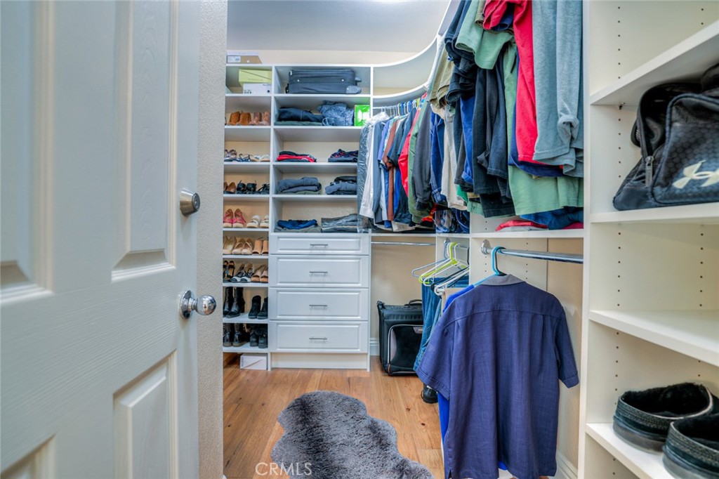 1592 Clydesdale Court