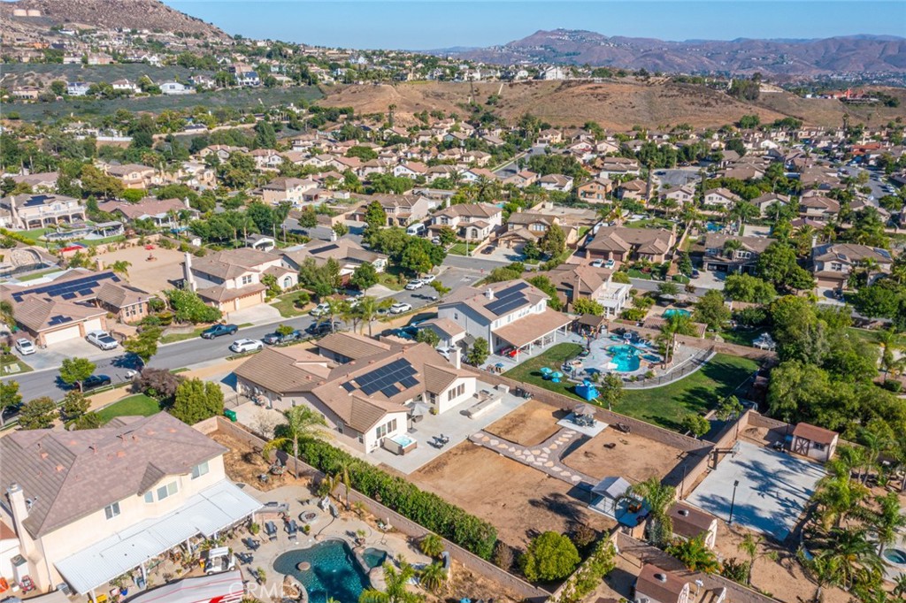 1592 Clydesdale Court