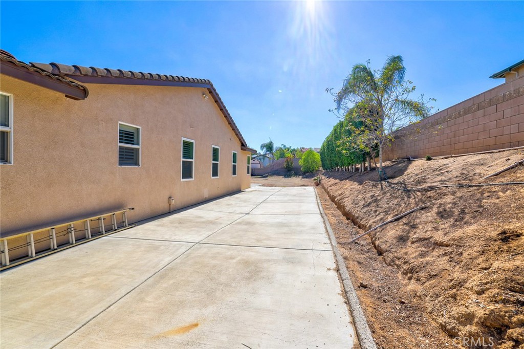 1592 Clydesdale Court