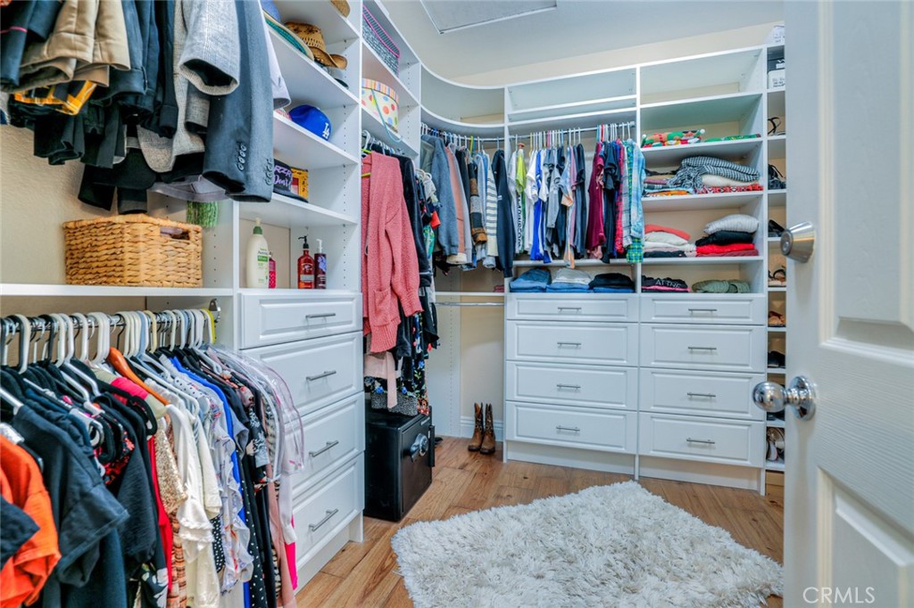 1592 Clydesdale Court